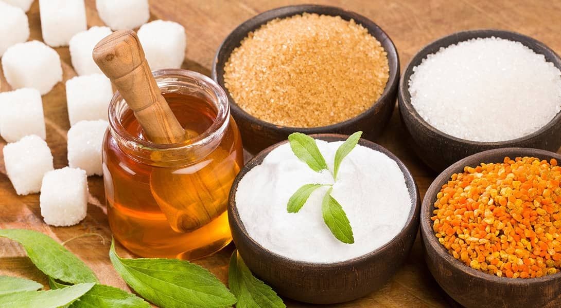 Różne słodziki na stole