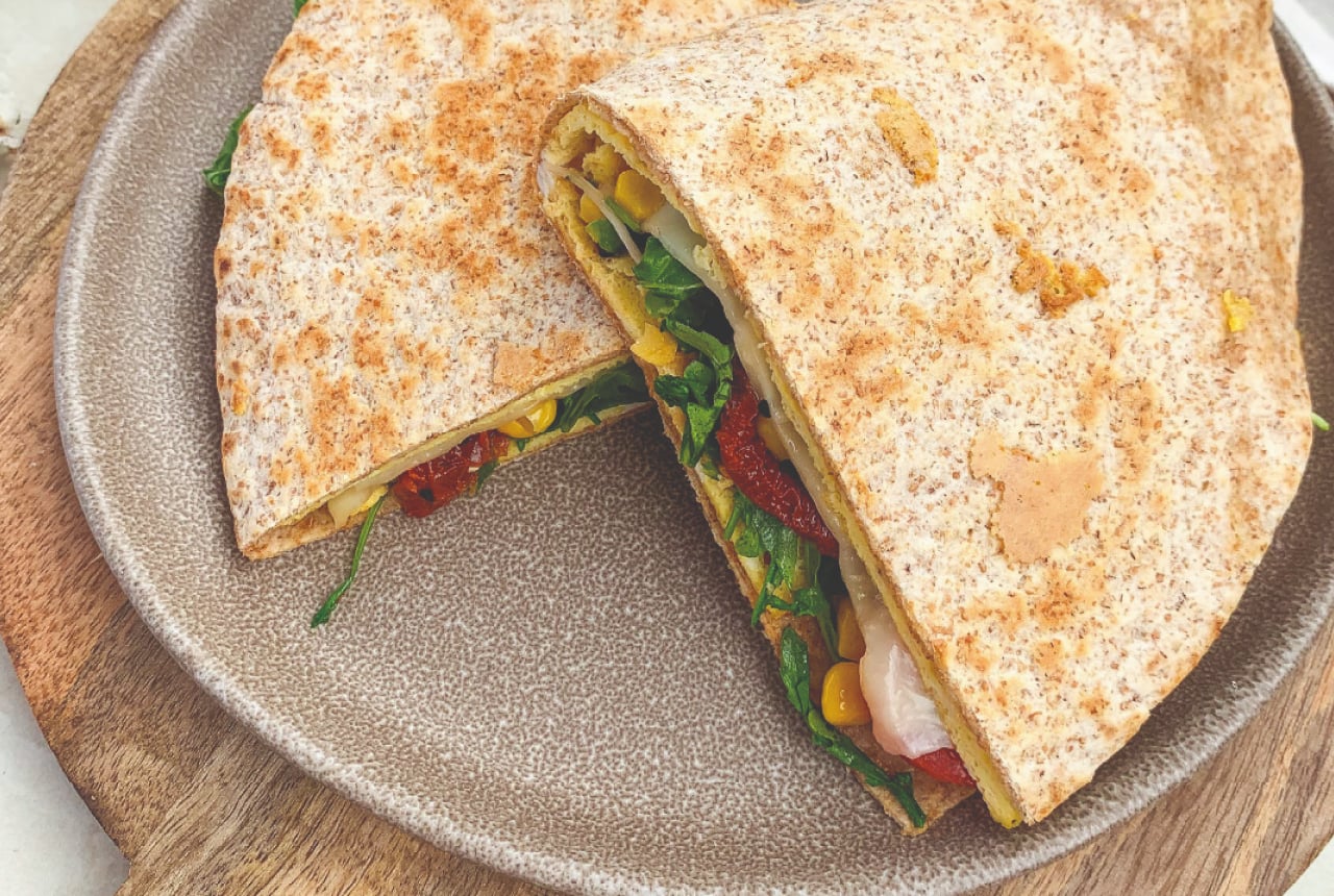 Omlet tortilla z suszonymi pomidorami