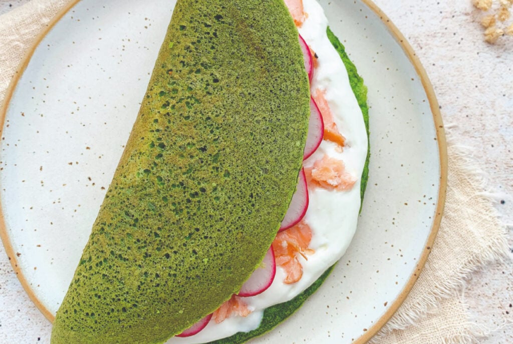 omlet szpinakowy z łososiem