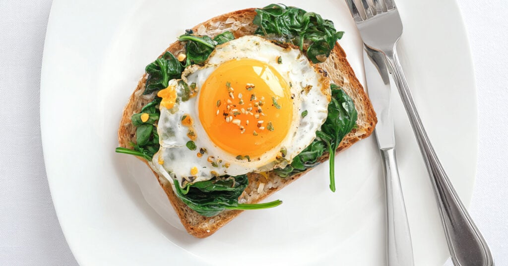 Grzanki z jajkiem sadzonym