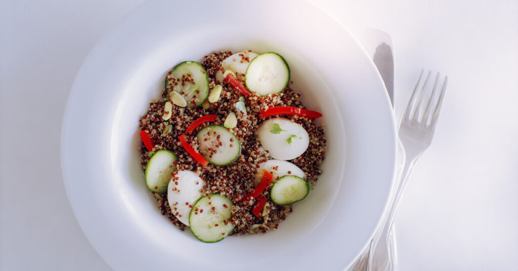 Sałatka z komosą ryżową