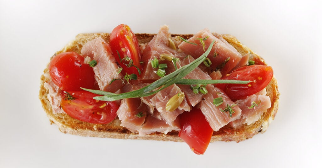 Grzanki z tuńczykiem