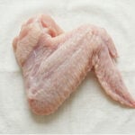 Mięso ze skrzydeł indyka ze skórą