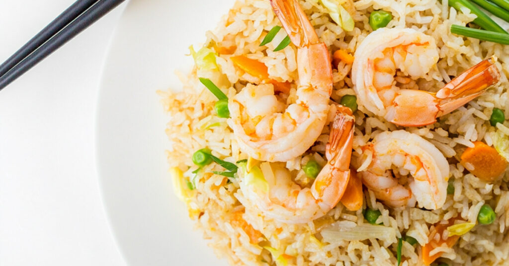 Ryż smażony z krewetkami