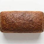 Chleb żytni razowy na miodzie