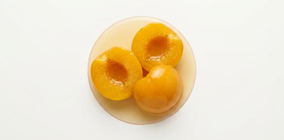 Brzoskwinia w syropie