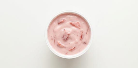 Jogurt jagodowy 1,5% tłuszczu